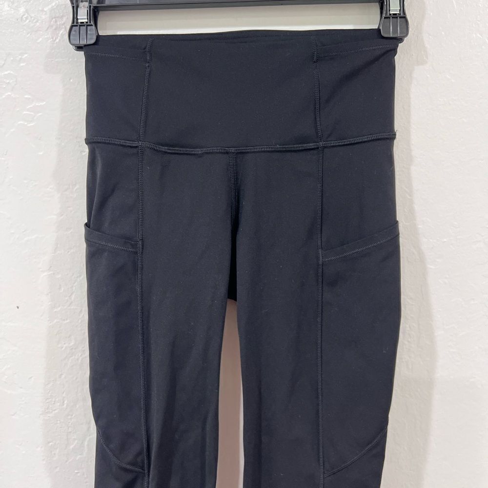 Lululemon Fast and Free Crops With Pockets Size 2 - Picture 6 of 6